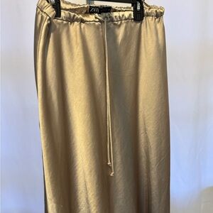 Zara Women's Gold Satin Skirt